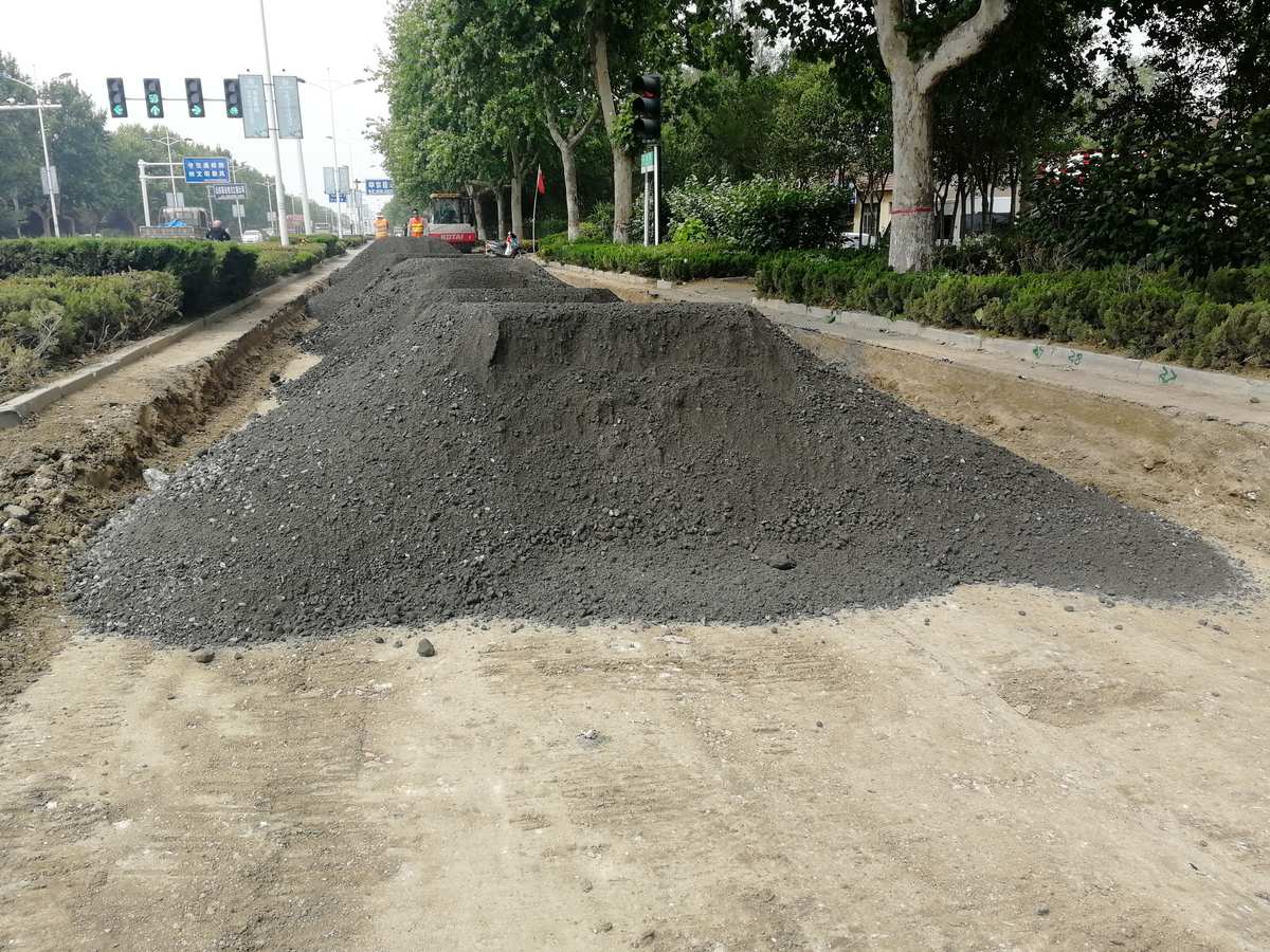 二灰碎石填料在道路工程中的應(yīng)用分析